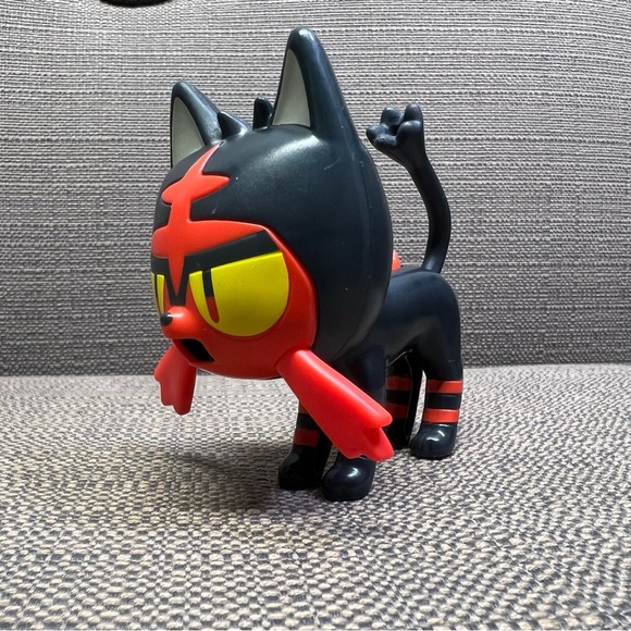 Pokemon Litten Figure Sun Moon McDonalds Happy Meal Toy Cake Topper - Picture 1 of 4